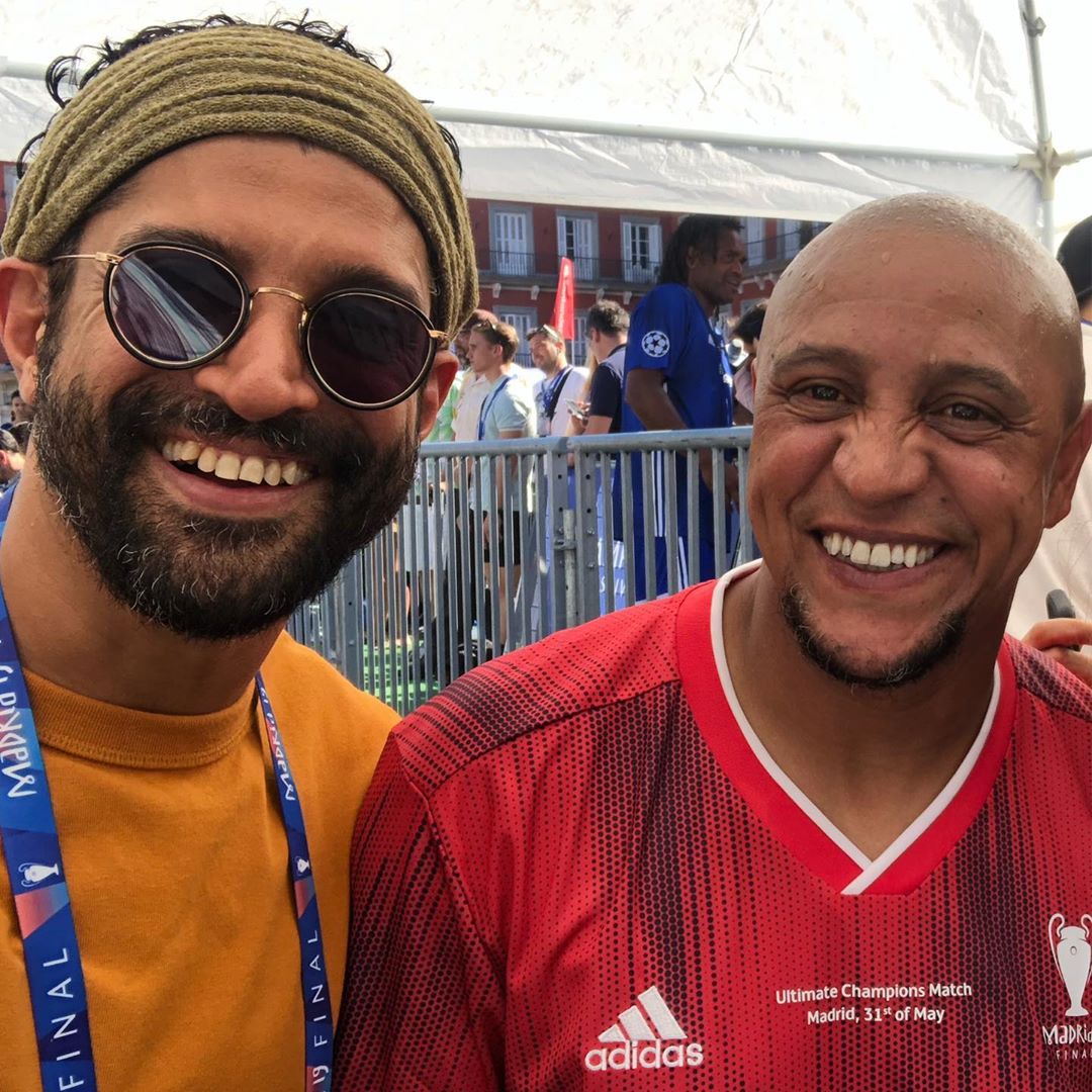 farhan akhtar with football legends