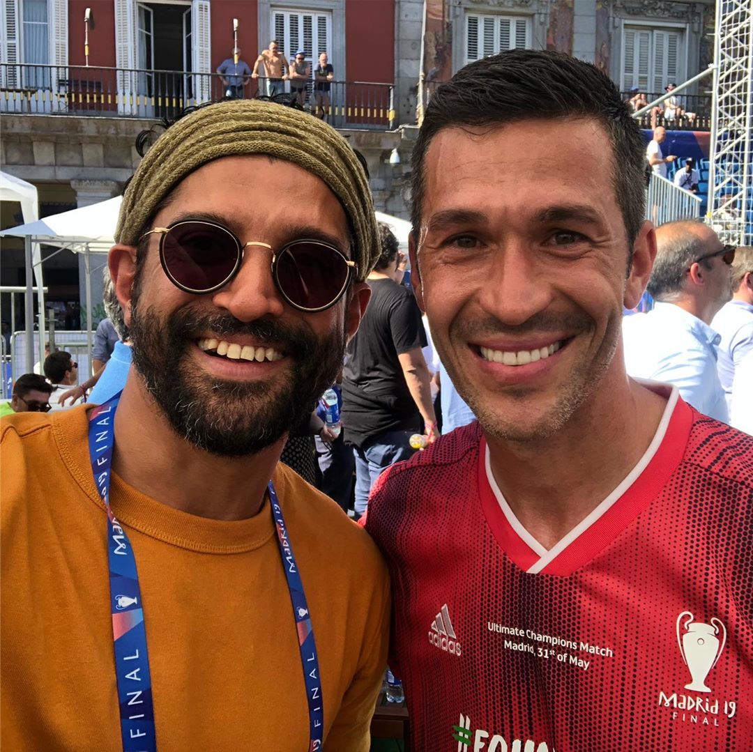 farhan akhtar with football legends