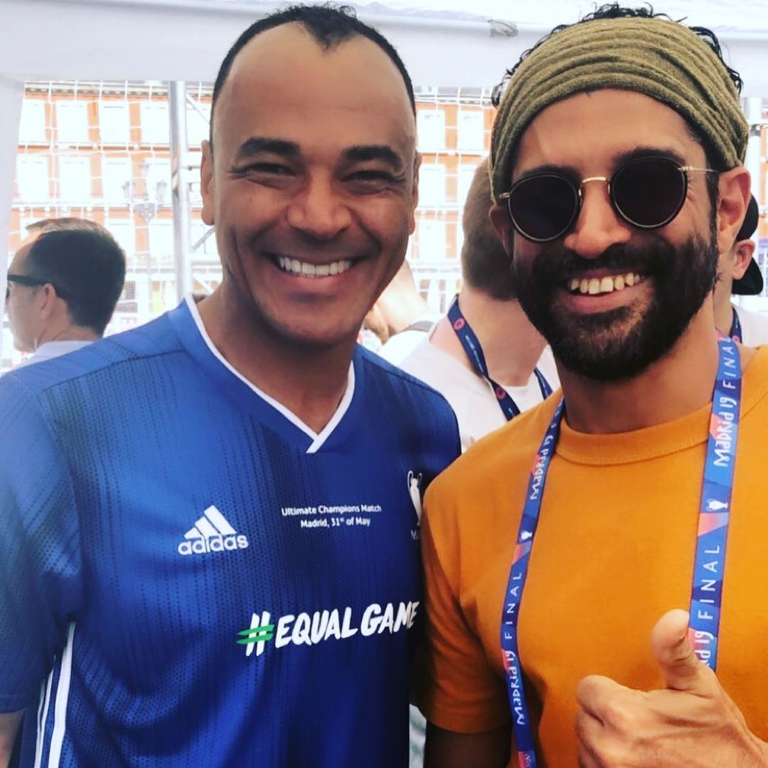 farhan akhtar with football legends