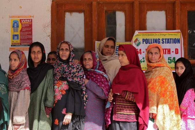 People in queues at a polling station in J&K's Ganderbal district. Delimitation Kashmir
