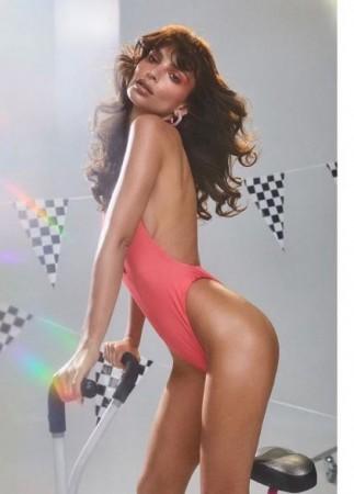 Emily Ratajkowski Emily Ratajkowski