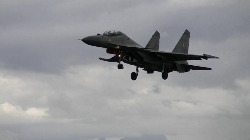 Sukhoi-30MKI (Su-30MKI) fighters integrated with BrahMos supersonic cruise missiles will give Indian Air Force total air superiority on subcontinental air space. BrahMos supersonic cruise missile will be a deadly addition to Sukhoi 30's(SU-30MKI) weaponry