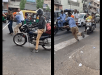 delhi policemen sword attack