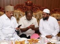 IMA director Mohammed Mansoor Khan with Shivajinagar MLA R Roshan Baig and Karnataka CM HD Kumaraswamy