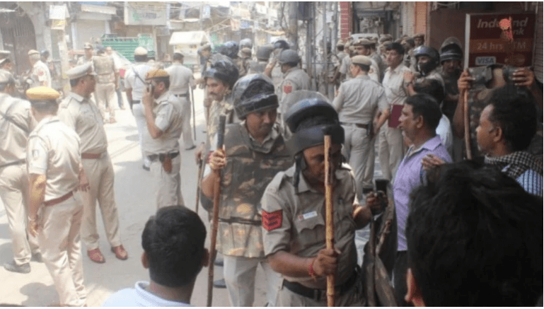 delhi temple vandalisation