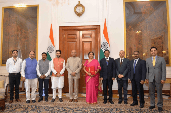 Nirmala Sitharaman meets president
