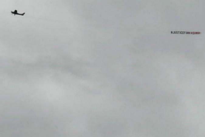 Flight with a message