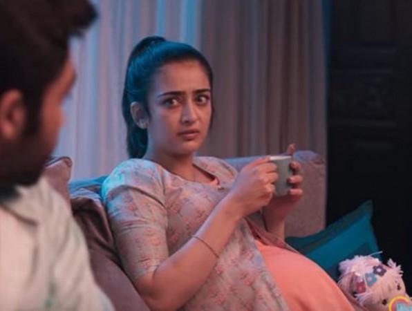 Pregnant Akshara Haasan in Kadaram Kondan Pregnant Akshara Haasan in Kadaram Kondan