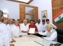BS Yeddyurappa meets Vajubhai Vala