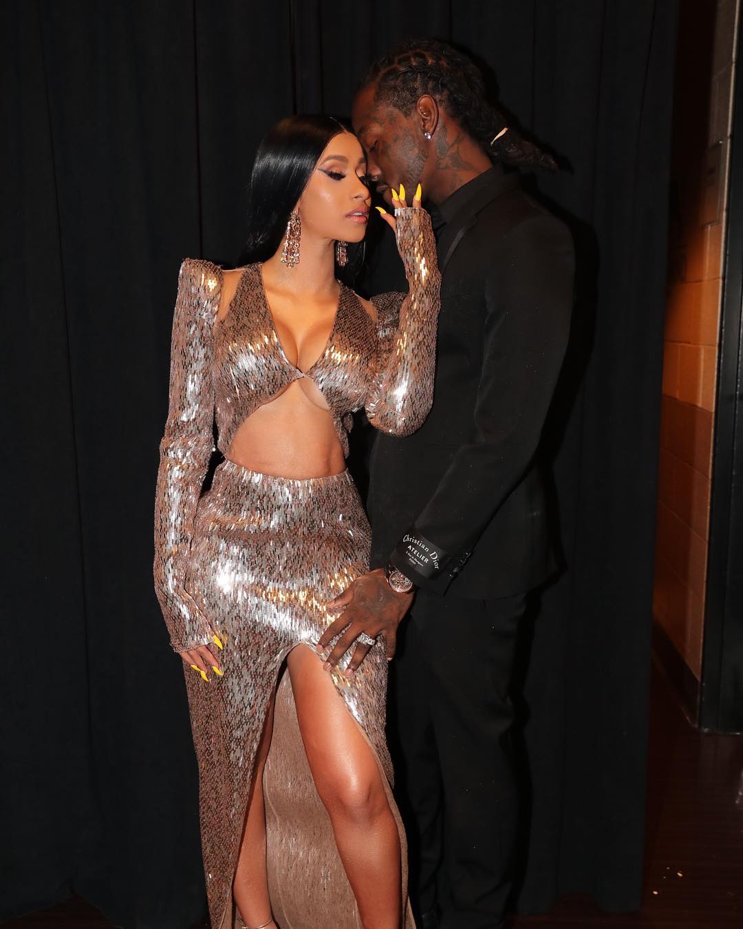Cardi B and husband Offset's social media exchanges are NSFW - read  comments! - IBTimes India