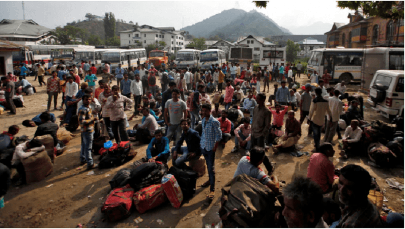 Governor Satya Pal Malik makes arrangements for migrant Kashmiri students who will not be able to make it to home for Eid this time. eid in valley