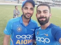 Virat Kohli Bhuvneshwar Kumar