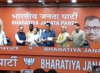 Babita Phogat joins BJP