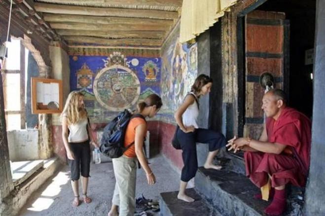 The move was to encourage tourists to visit India. indian tourism