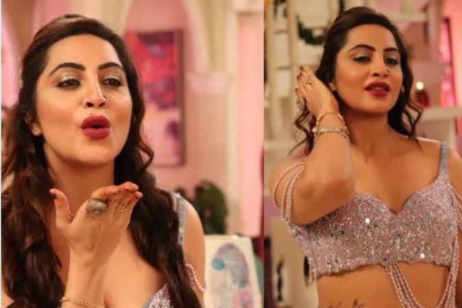 Arshi Khan in item song Arshi Khan in item song