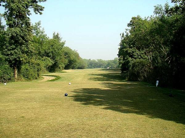 One of the Tee points in the course Delhi Golf Club