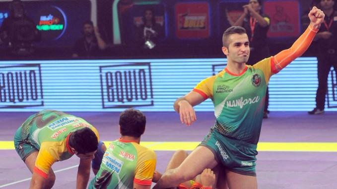 Atrachali is adept at tackling players Fazel Atrachali