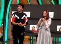 Shilpa Chakravarthy with Nagarjuna on Bigg Boss Telugu 3