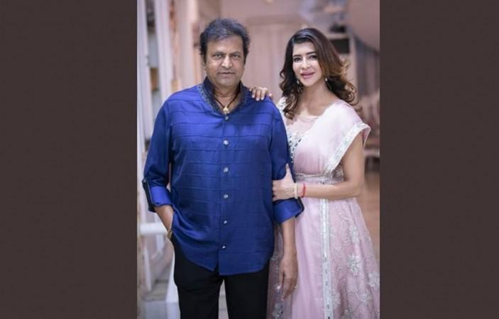 Mohan Babu with his daughter Lakshmi Manchu Mohan Babu with his daughter Lakshmi Manchu