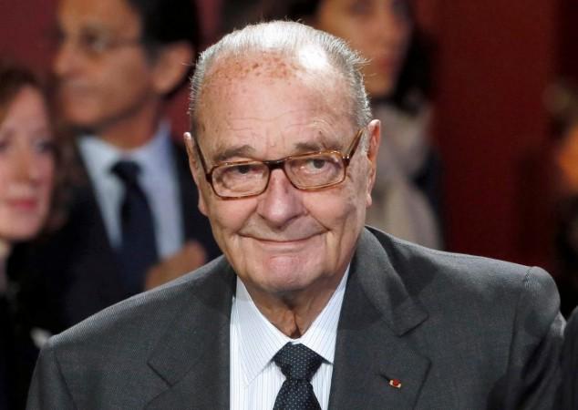 Former French President Jacques Chirac arrives to attend the award ceremony for the Prix de la Fondation Chirac at the Quai Branly Museum in Paris November 21, 2014. Jacques Chirac