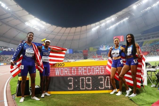 The victorious American sprint team American Relay Team