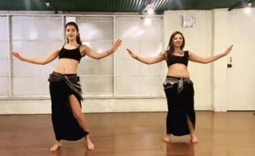 Sonam Kapoor S Cousin Sister Shanaya Kapoor S Belly Dance Skills Suggest She Is Bollywood Ready Video Ibtimes India