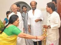 Kalaignanam, Rajinikanth