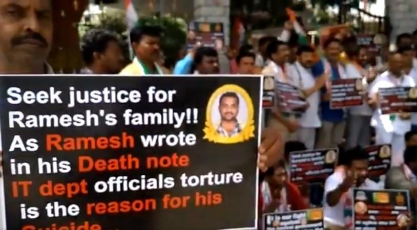 Protest in Bengaluru Over Dr G Parameshwara's PA, Ramesh's death Protest in Bengaluru Over Dr G Parameshwara's PA, Ramesh's death