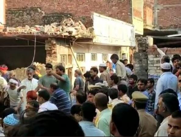 UP building collapse