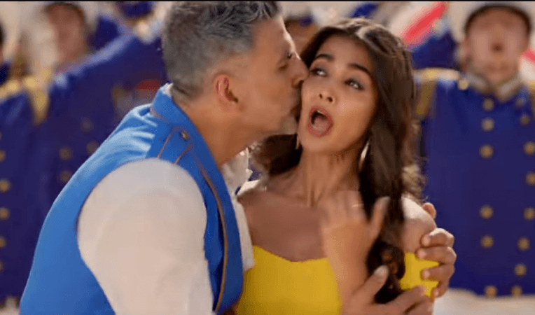 Akshay Kumar in Ek Chumma song from Housefull 4. Akshay Kumar in Ek Chumma song from Housefull 4