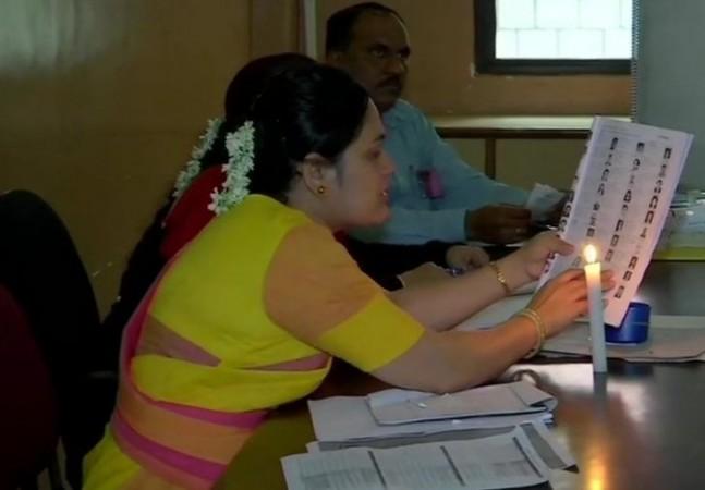 Pune polling booth