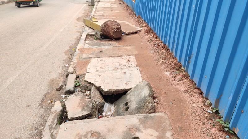 Footpath near MS Ramaiah College in Bengaluru is in dilapidated condition Bengaluru footpaths