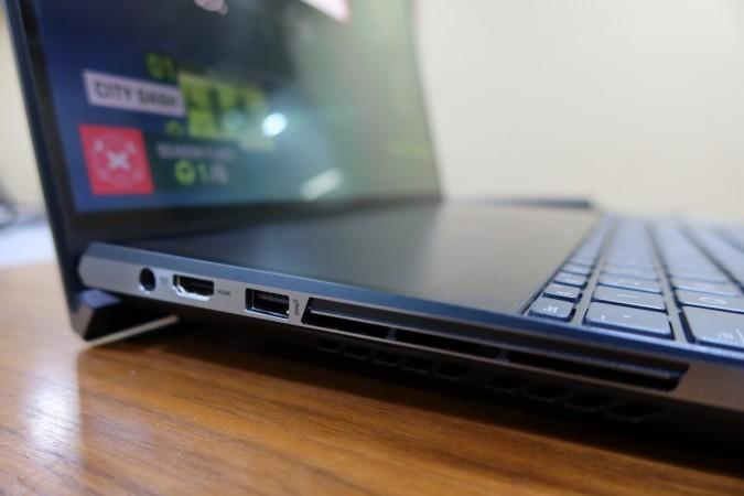 Asus Zenbook Pro Duo UX581 review Asus Zenbook Pro Duo UX581 review