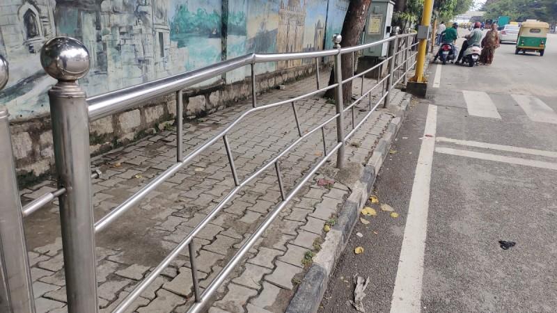 Disfigured steel railings in Bengaluru Disfigured steel railings in Bengaluru