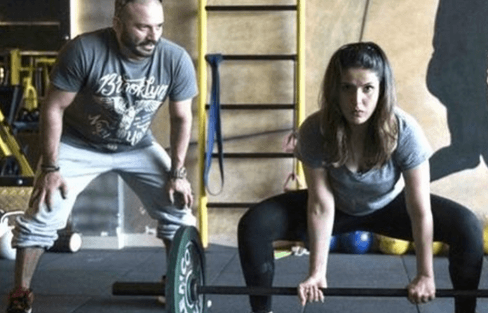 Zareen Khan reportedly dating her fitness trainer. Zareen Khan reportedly dating her fitness trainer