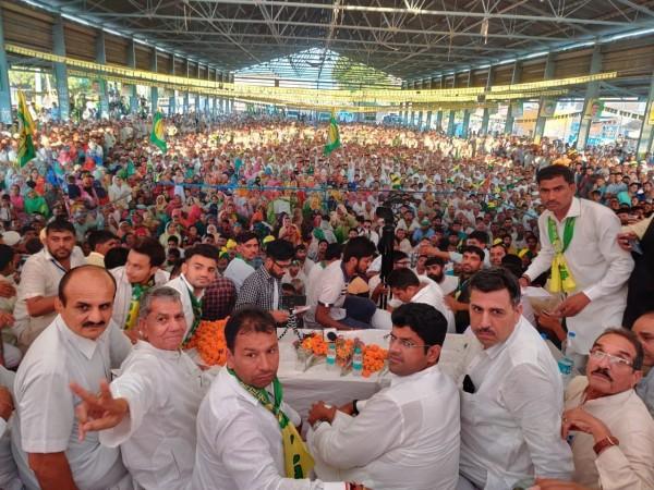Image: @jjpofficial/Twitter Dushyant Chautala JJP