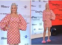 Katy Perry suffers wardrobe malfunction