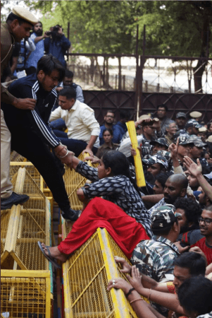 Police stopped the protesters mid-way, leading to a scuffle between the two sides. JNU protest