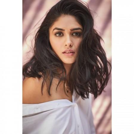 Mrunal Thakur opts out of Baahubali prequel despite finishing 70% shoot ...