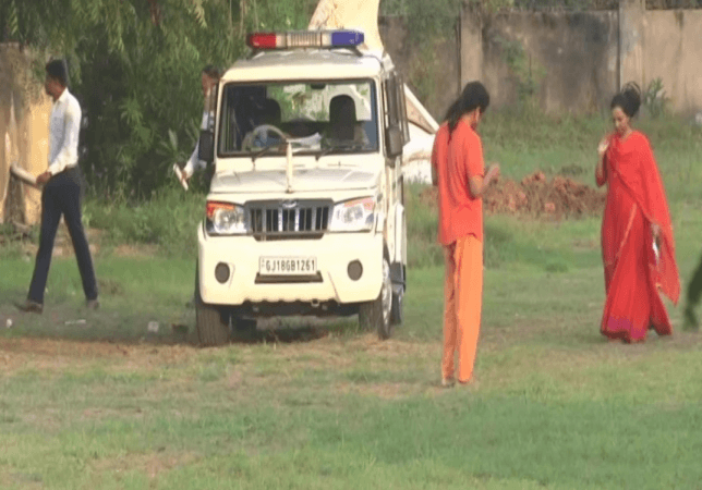 Police at ashram of self-styled godman Nithyananda. Nithyananda