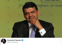 Devendra Fadnavis twitter
