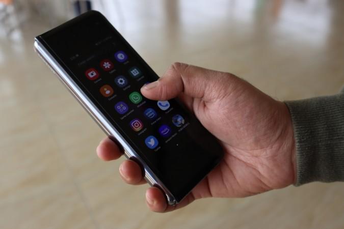 Samsung Galaxy Fold Review Samsung Galaxy Fold Review