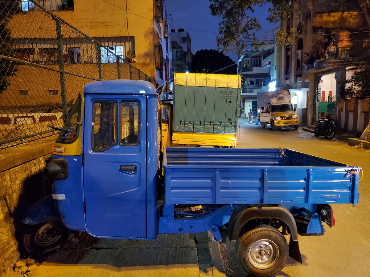 Samsung Galaxy Fold camera sample