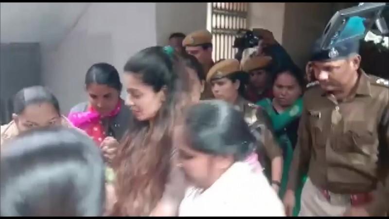 Payal Rohatgi sent to judicial custody. Payal Rohatgi