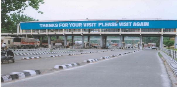 Lakhanpur Toll Plaza. Twitter Lakhanpur Toll Plaza