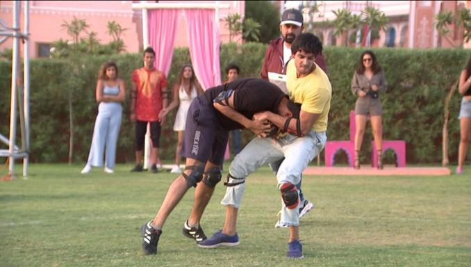 Sambhav and Shrey fight it out to be in the semi-finale Sambhav, Shrey