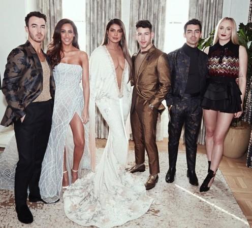 Priyanka Chopra Jonas and Nick Jonas with family