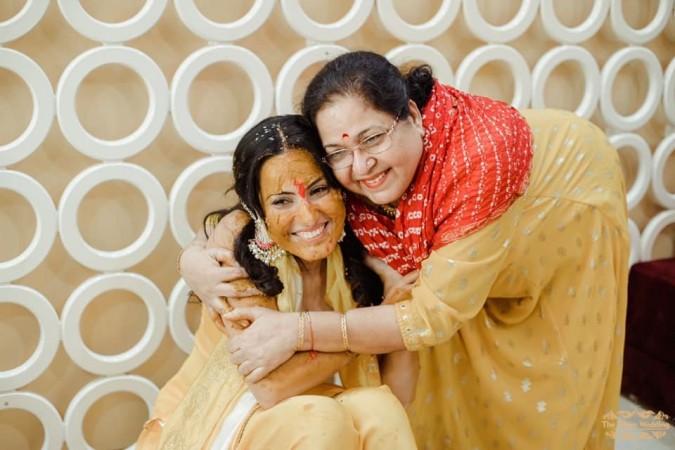 Kamya Panjabi haldi