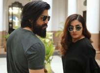 Yash with Raveena Tandon in KGF 2
