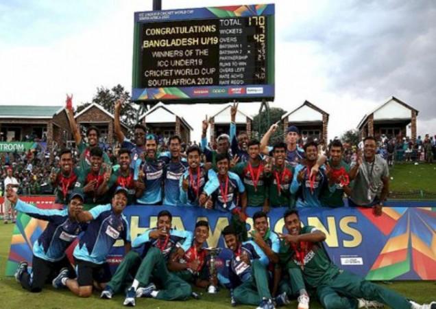 The victorious Bangladesh team Bangladesh under-19 team